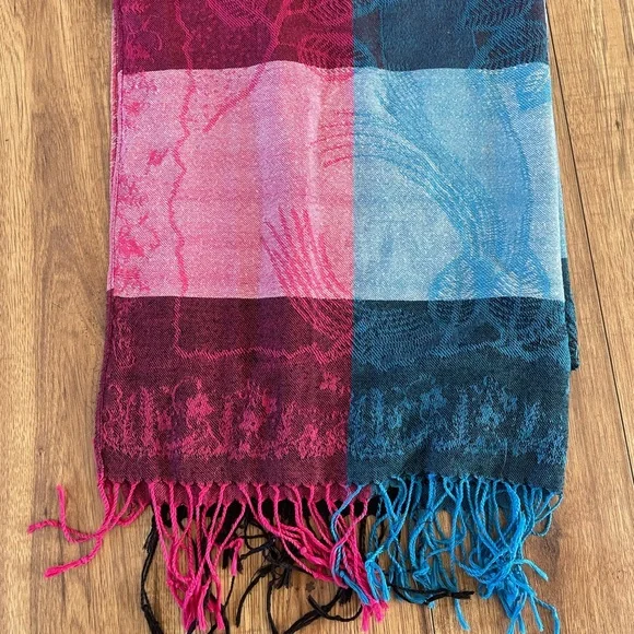 Colorful Patchwork Pashmina - Picture 5 of 5